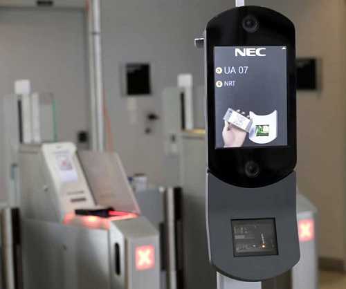 Orlando International Airport to Scan Faces of US Citizens Orlando International Airport to Scan Faces of US Citizens